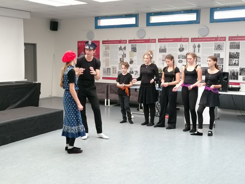 IMG_20251023_103033-££