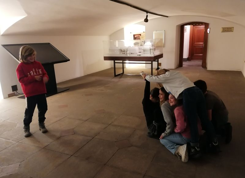 IMG_20251205_100201-££